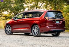 2023 chrysler pacifica touring